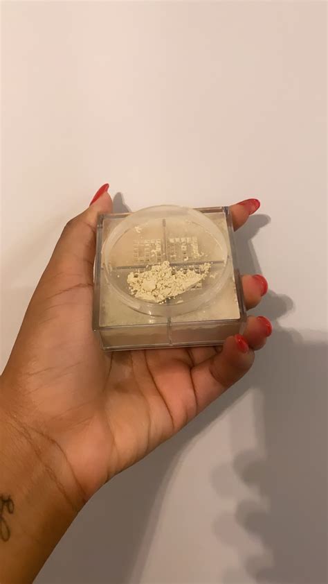 TikTok Hyped Up This  Loose Powder, So I Put It 